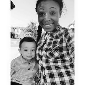 Meet your Posher, Antonia